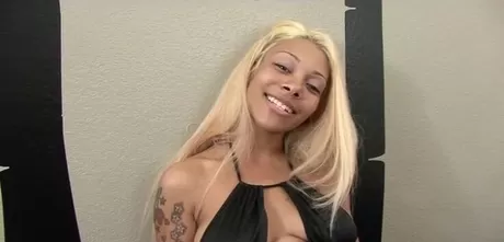 Порно видео блондинка зрелая волосатая смотреть онлайн бесплатно